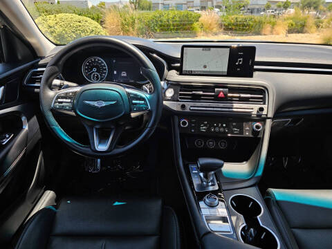 2025 Genesis G70