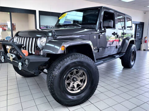 2017 Jeep Wrangler Unlimited for sale at SAINT CHARLES MOTORCARS in Saint Charles IL