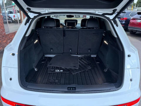 2018 Audi Q5 2.0T quattro Premium Plus