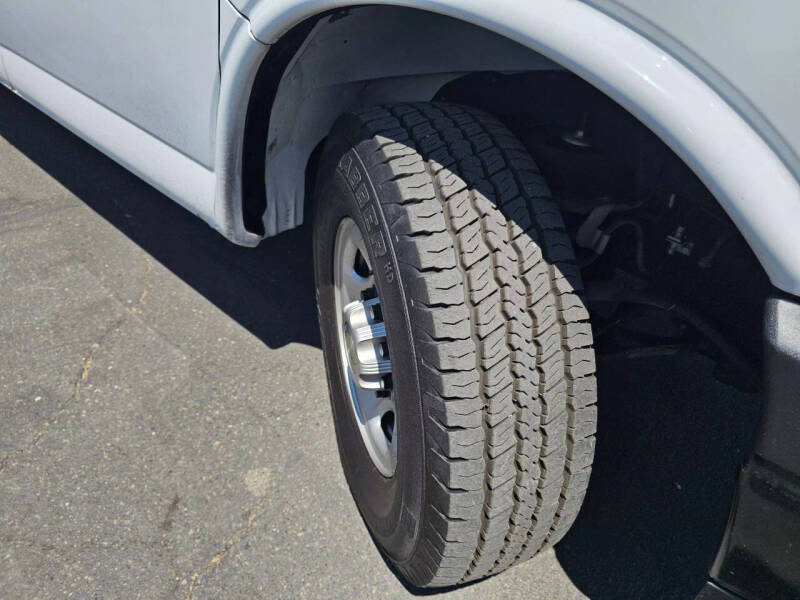 2022 Chevrolet Express 3500