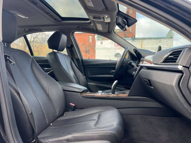 2013 BMW 3 Series 328i xDrive