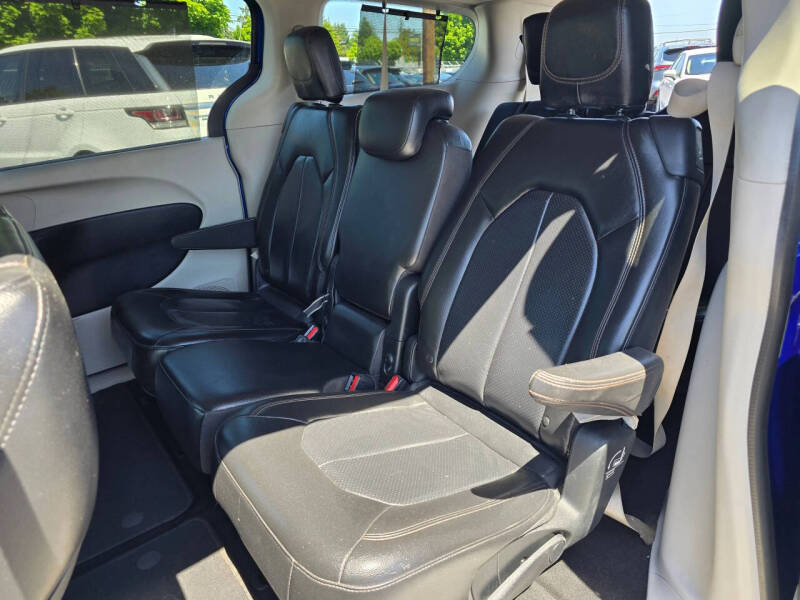 2018 Chrysler Pacifica Touring L