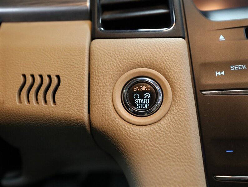 2015 Ford Taurus SEL
