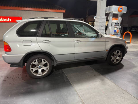 2003 BMW X5 3.0i