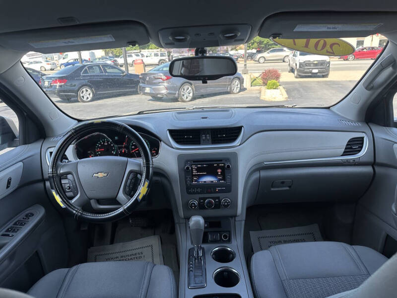 2017 Chevrolet Traverse LS