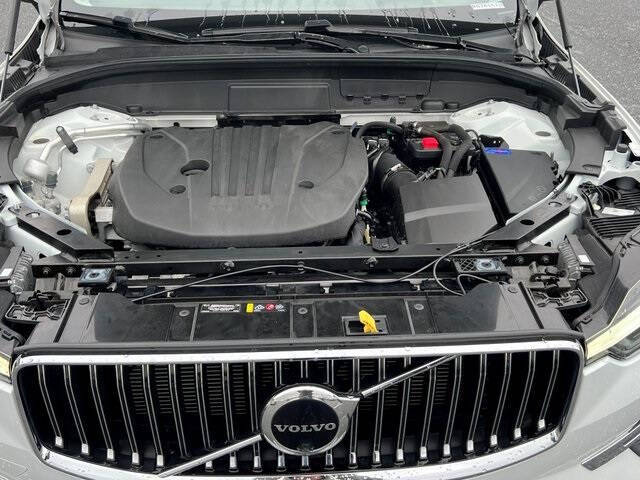 2022 Volvo XC60 B5 Inscription