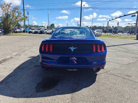 2016 Ford Mustang V6