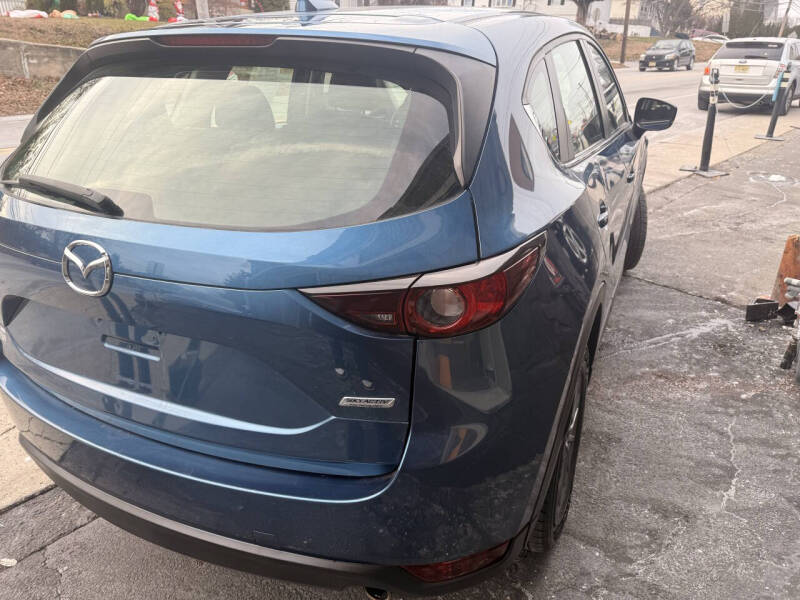 2017 Mazda CX-5 Sport