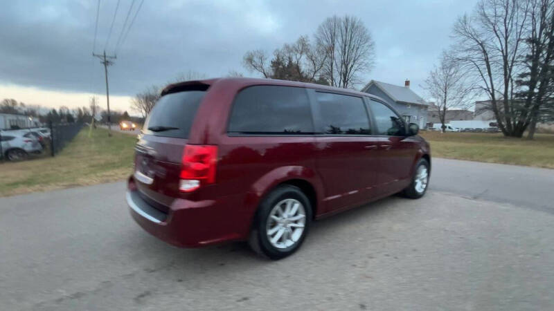 2019 Dodge Grand Caravan SE photo 5