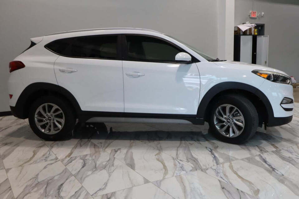 2018 Hyundai TUCSON for sale at IMD MOTORS, INC in Dallas, TX