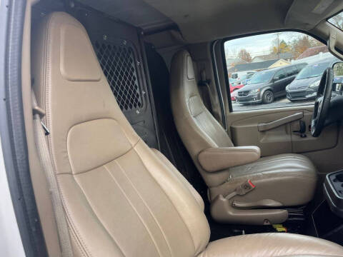 2016 Chevrolet Express 2500