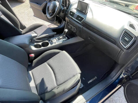 2015 Mazda MAZDA3 i Sport
