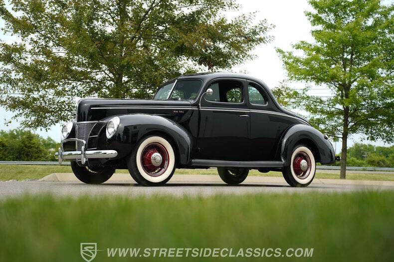 1940 Ford Deluxe