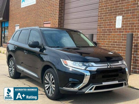2020 Mitsubishi Outlander for sale at Effect Auto Center in Omaha NE