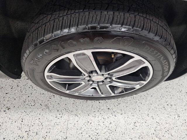 2019 GMC Acadia Denali