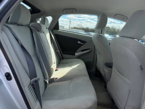 2010 Toyota Prius III