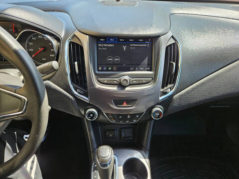 2019 Chevrolet Cruze LS