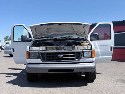 2004 Ford E-Series E-150