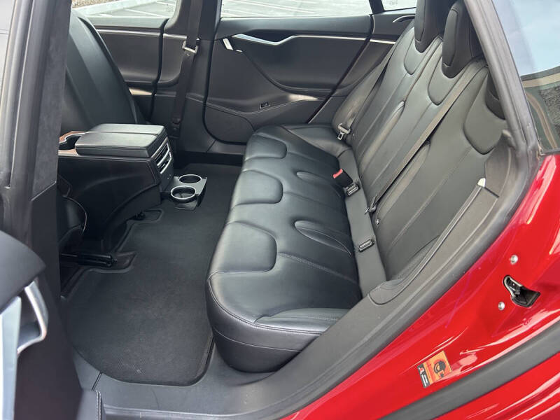 2016 Tesla Model S 75D