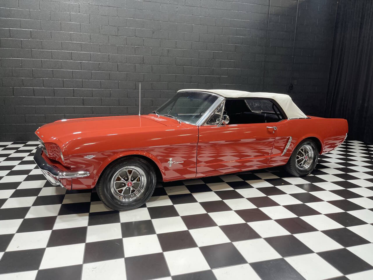 1965 Ford Mustang 48