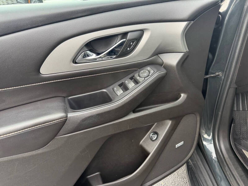 2018 Chevrolet Traverse LT Leather