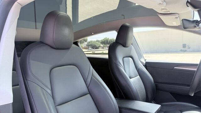 2024 Tesla Model Y Performance