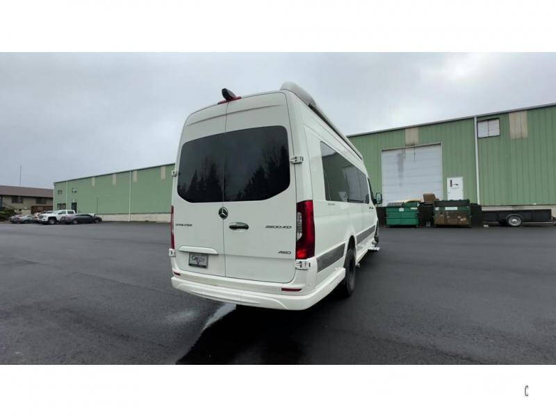 2024 Mercedes-Benz Sprinter