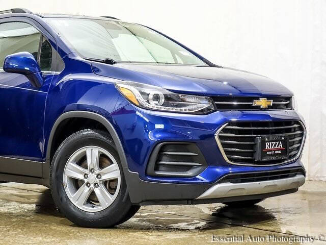 Used 2017 Chevrolet Trax LT with VIN 3GNCJLSB4HL156090 for sale in Tinley Park, IL