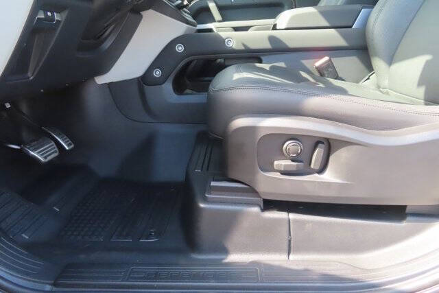 2023 Land Rover Defender 90 S