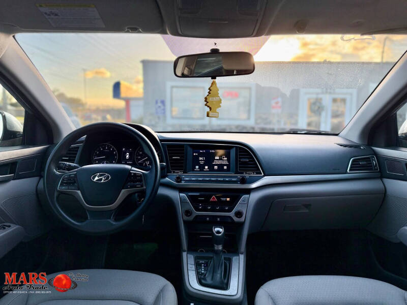 2018 Hyundai Elantra SEL