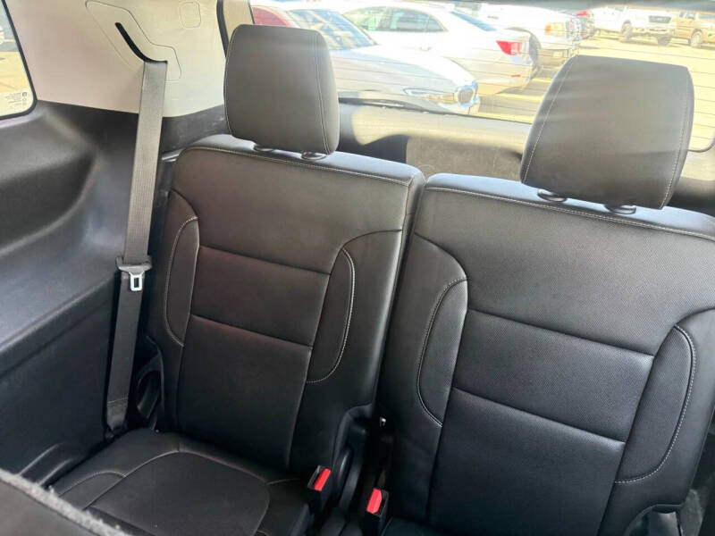 2020 GMC Acadia SLT