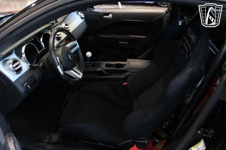 2005 Ford Mustang