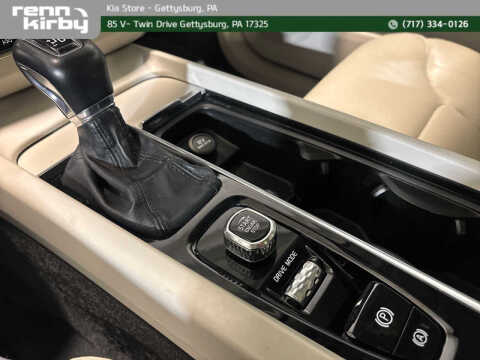 2019 Volvo XC60 T6 Momentum