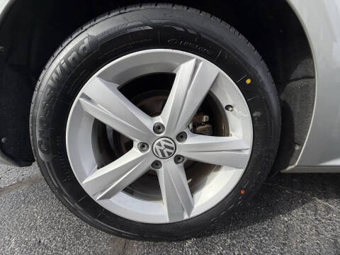 2013 Volkswagen Passat SE PZEV