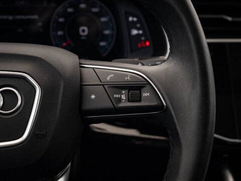 2022 Audi Q7 quattro Premium Plus 55 TFSI