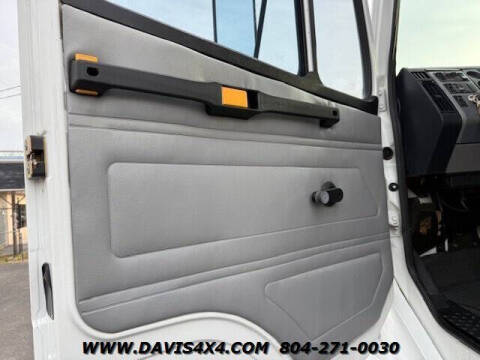 1998 Freightliner FL112