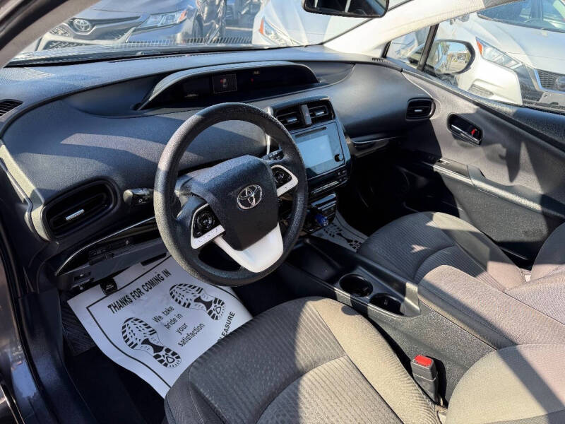 2017 Toyota Prius Two