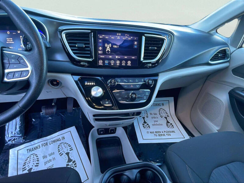 2020 Chrysler Pacifica Touring