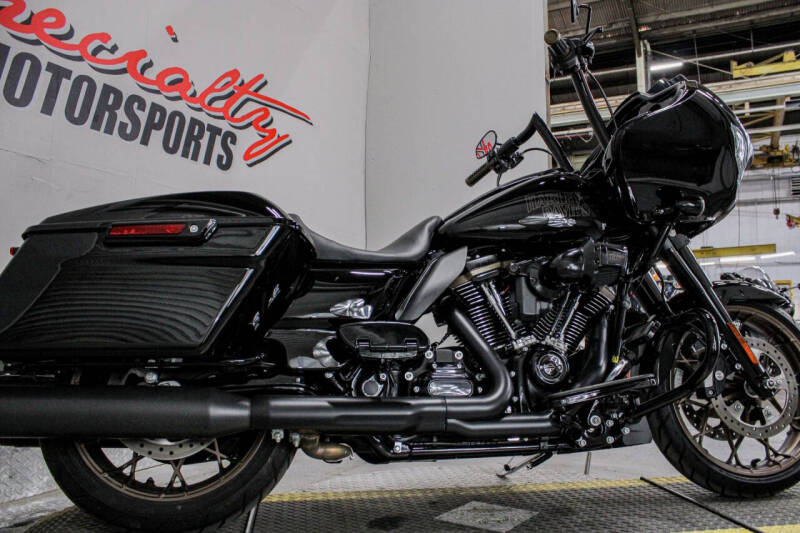 2023 Harley-Davidson Road Glide ST