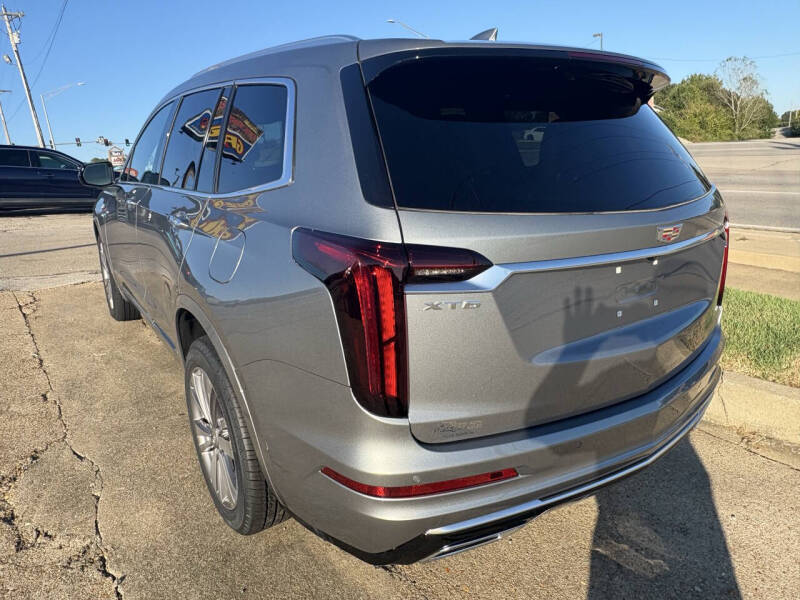 2025 Cadillac XT6 Premium Luxury