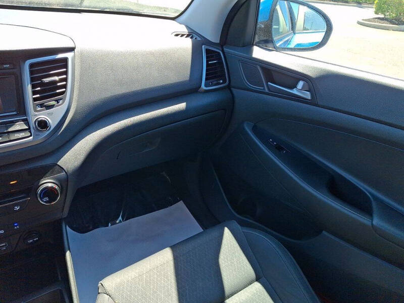 2017 Hyundai Tucson SE