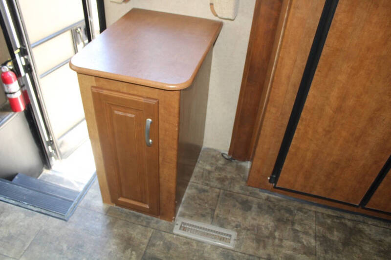 2015 Thor Motor Coach Challenger 37DT