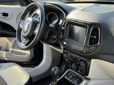 2017 Jeep Compass Latitude