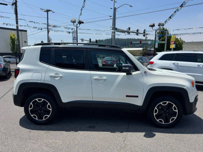 2016 Jeep Renegade Trailhawk