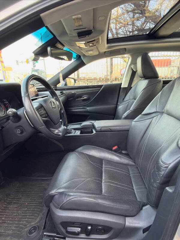 2019 Lexus ES 350 Luxury