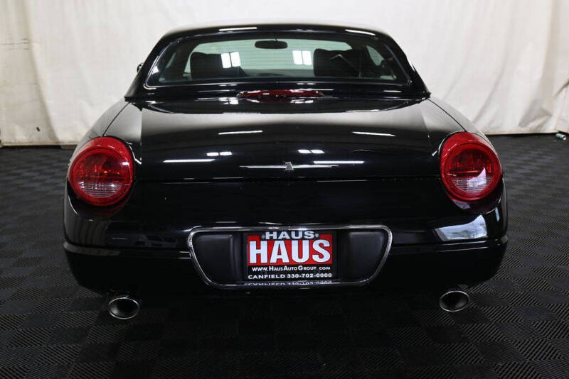 2002 Ford Thunderbird Deluxe