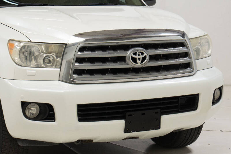 2011 Toyota Sequoia Platinum