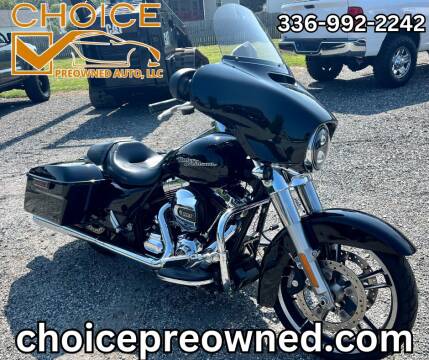 2015 Harley-Davidson Street Glide for sale at CHOICE PRE OWNED AUTO LLC in Kernersville NC