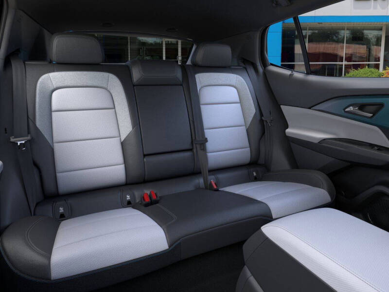 2026 Chevrolet Equinox EV LT 2
