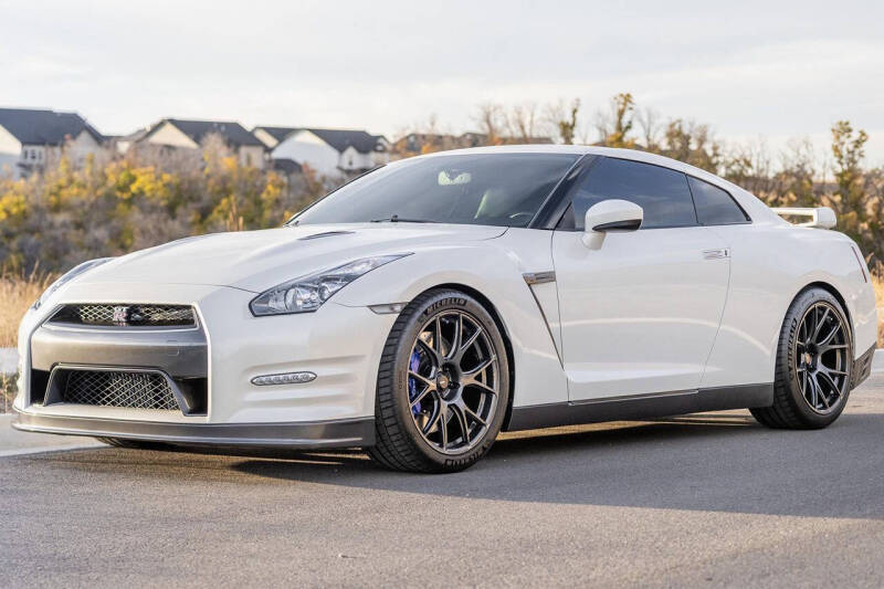 2014 Nissan GT-R Premium